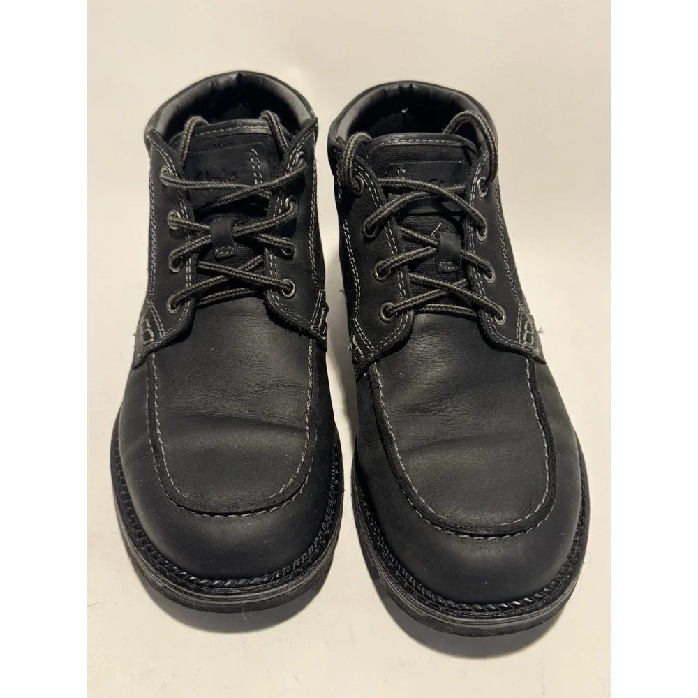 Clarks Maplewalk Moc Boot / Size 9.5 Mens US / Black / Leather